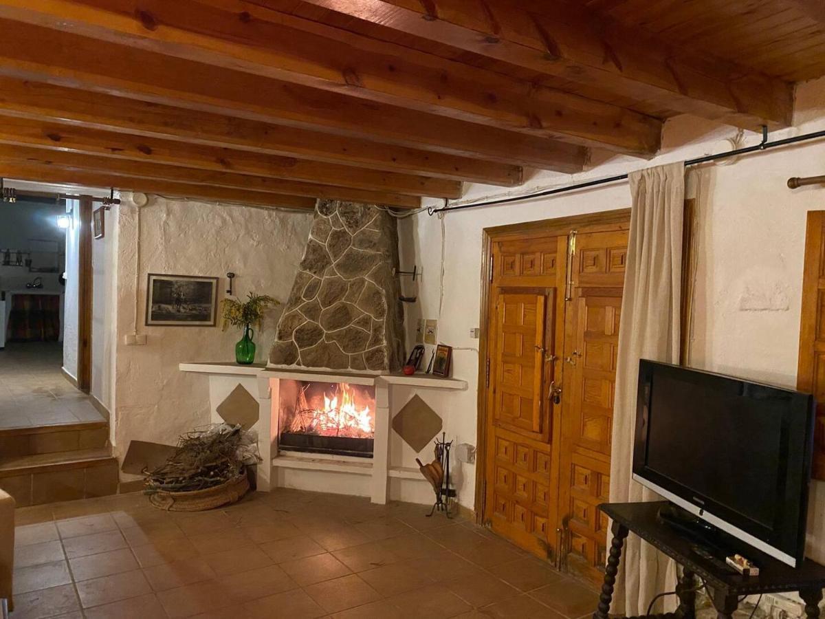 El Balcon De Reznos, Soria Villa Exterior photo
